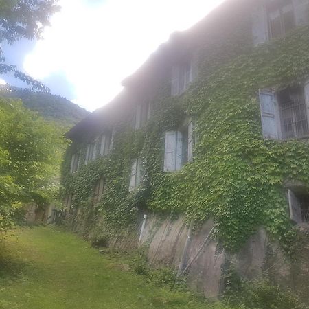 شقة La Stanza Del Bosco Arcumeggia المظهر الخارجي الصورة